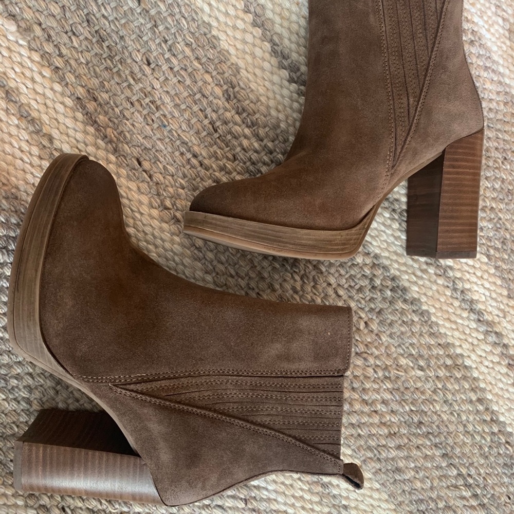 Aldo suede Chelsea boots with heal